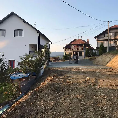 Apartment Alma Kalesija